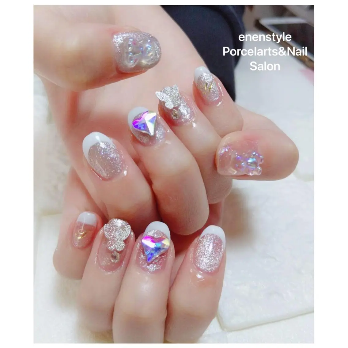 ミディアム ネイル ハンドネイル 🐾enen style 🐾のネイルデザイン