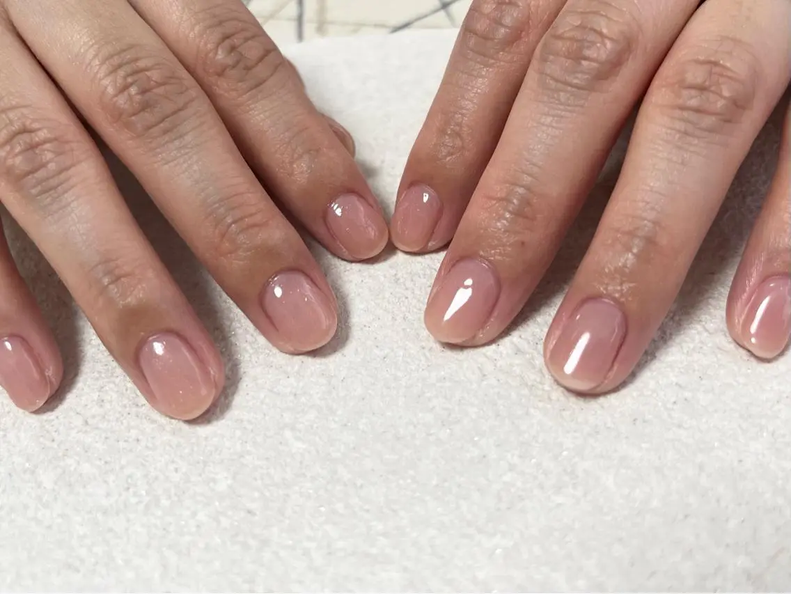 ネイル オーロラネイル フラワーネイル フットネイル フレンチネイル ジェルネイル mogunail &blowのネイルデザイン