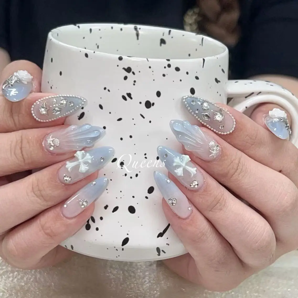 ネイル ハンドネイル Queens みなみのネイルデザイン