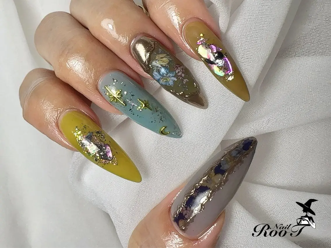 ネイル ラメ(グリッター) ミラーネイル ハンドネイル RooT Nailのネイルデザイン