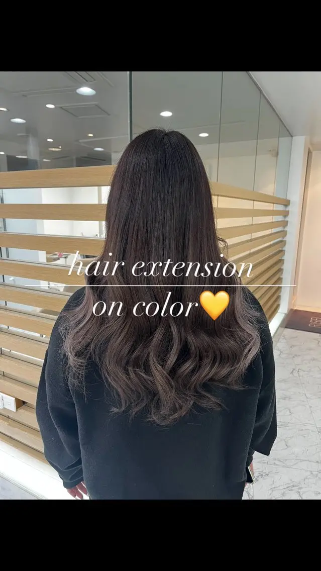 ロング カラー カット ヘアカラー エクステ 赤み消し透明感カラー オオヤマのヘアスタイル