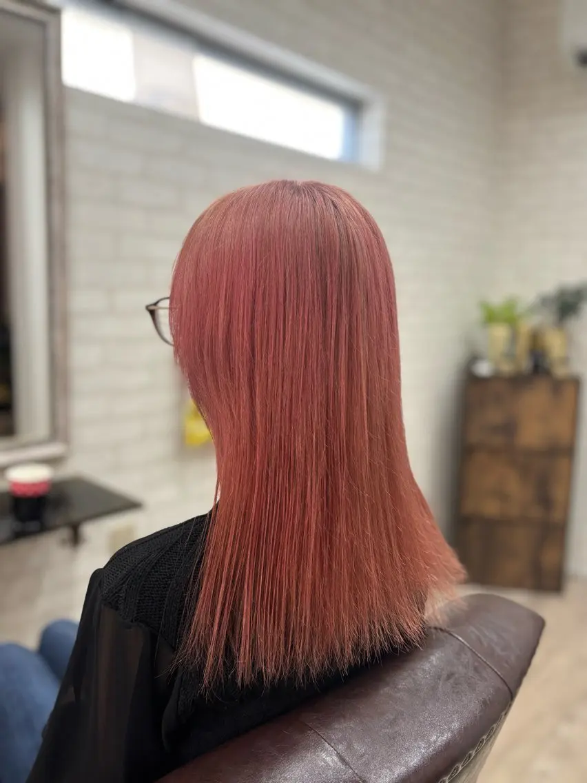 ロング カラー ピンクカラー カット ヘアカラー トリートメント 藤田 陽斗のヘアスタイル