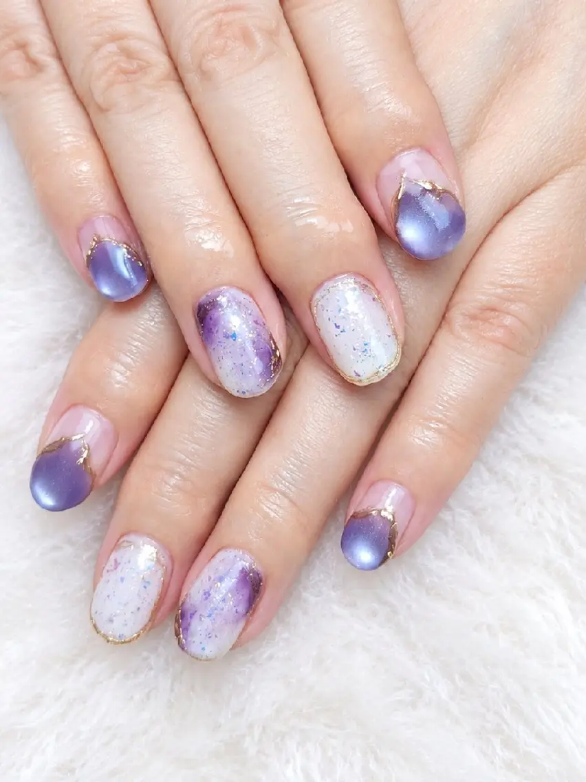 ネイル ニュアンスネイル パープル ハンドネイル WB,nail 🤍 KOKORO のネイルデザイン