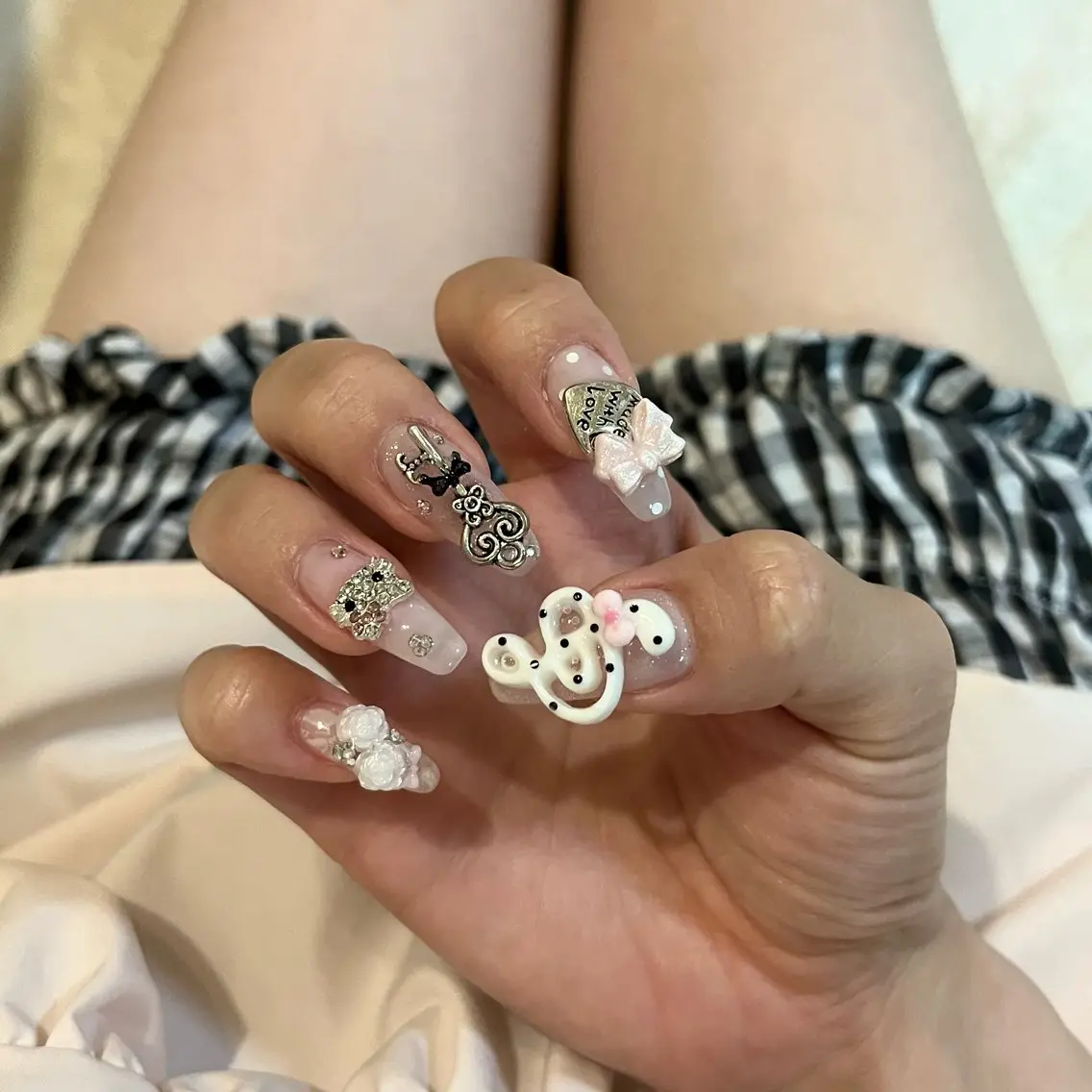 ネイル おそろいネイル その他(ネイル) nail salon charmのネイルデザイン