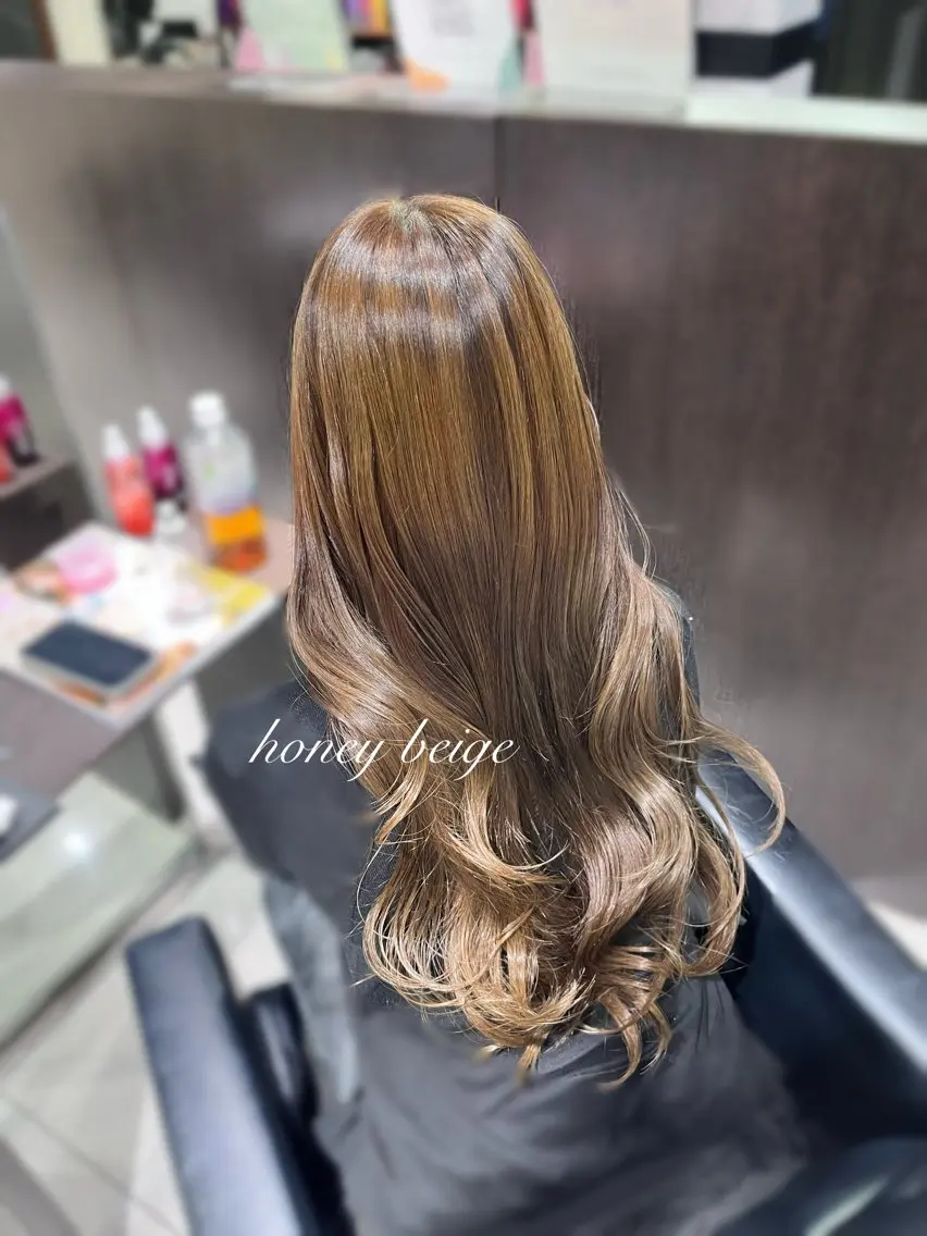 ロング レイヤー×艶髪🤎. 𝜗𝜚hitomiのヘアスタイル