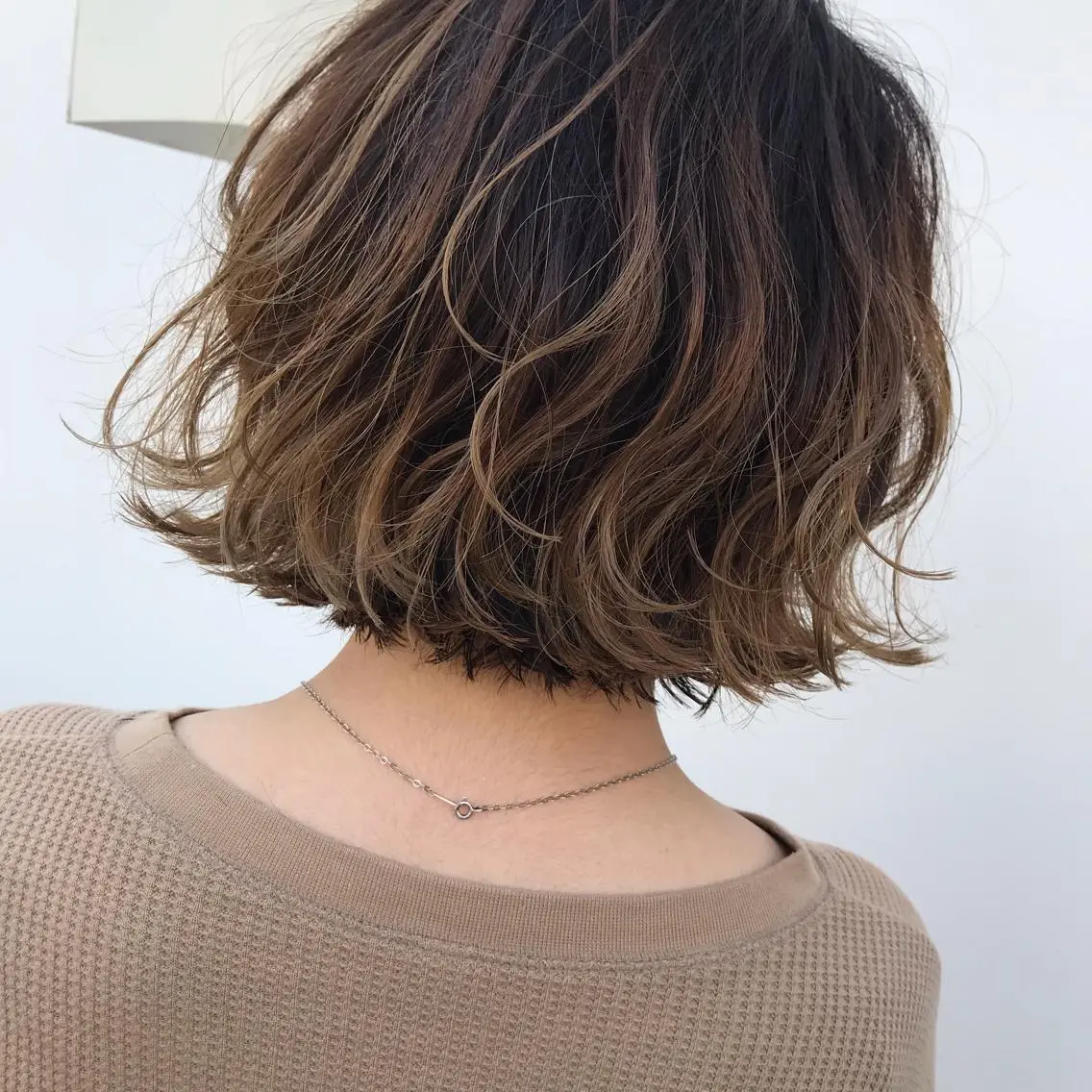 ダメージを抑えた低温デジタルパーマ＋NIAWASEカット＋前処理トリートメント■の写真
