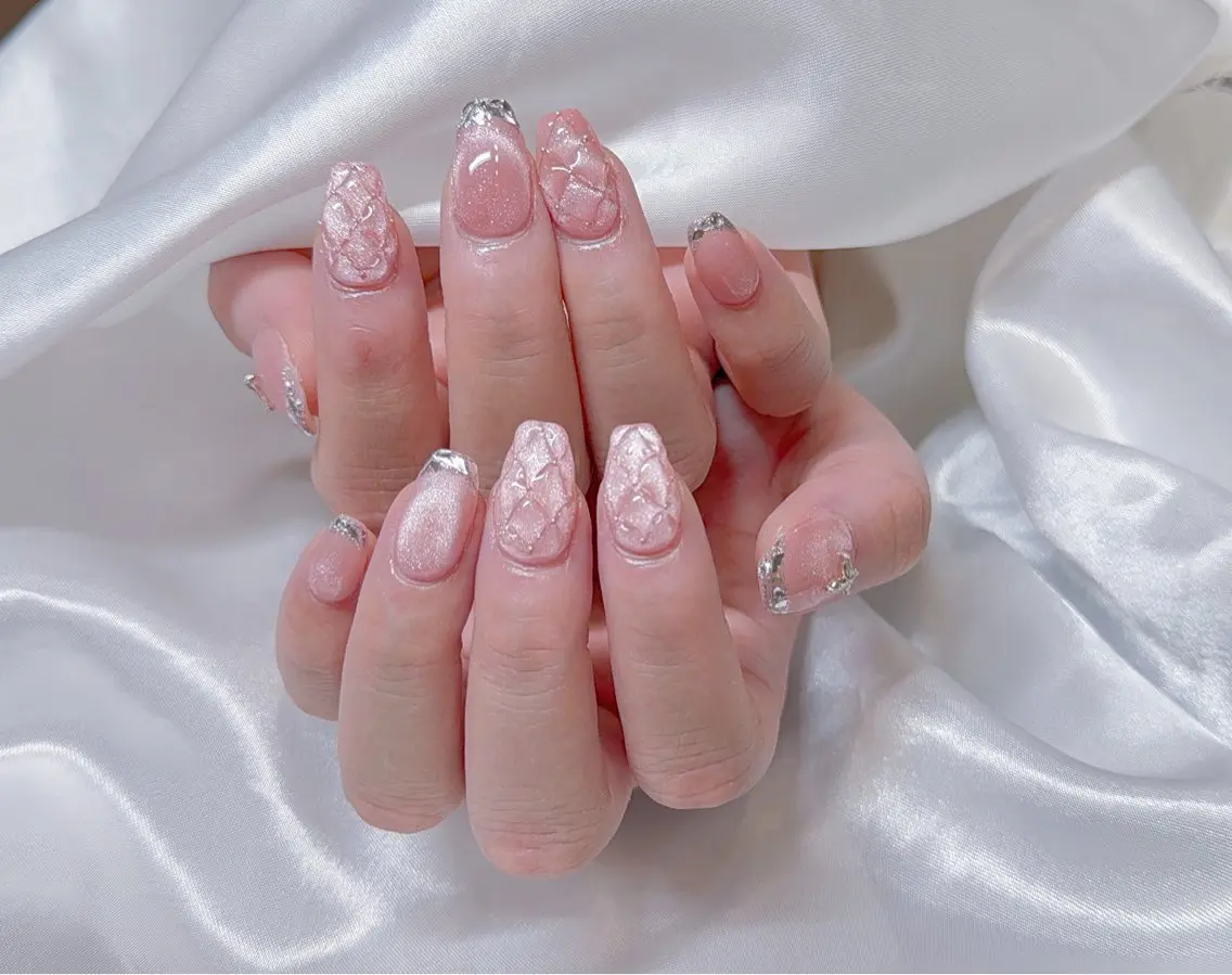 ネイル KIRA LILYのネイルデザイン