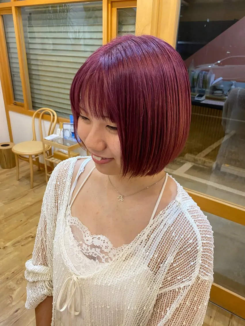 ミディアム 艶カラー／ストレート かとうゆうき🍯のヘアスタイル