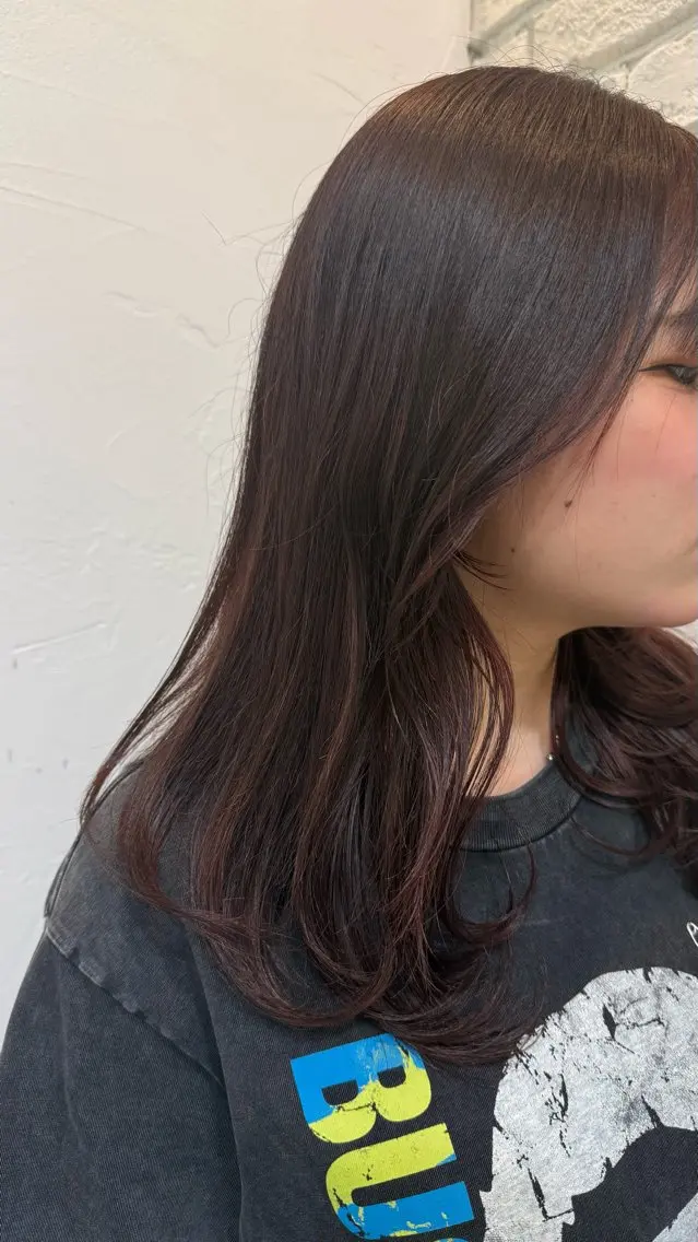 カラー 椎野 くるみのヘアスタイル