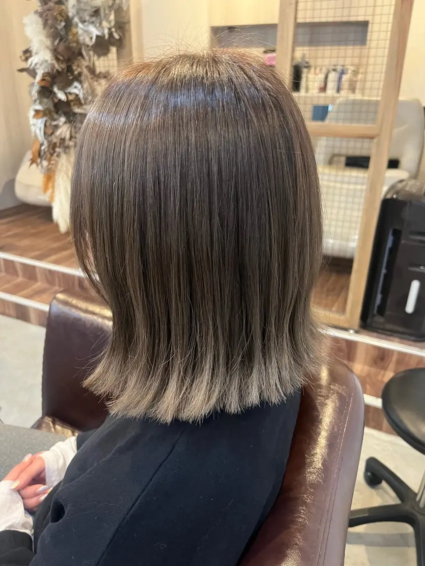 カラー 渡邉 峻弥のヘアスタイル