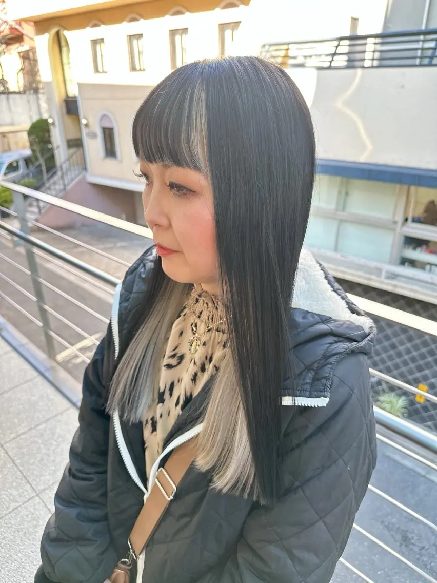 ロング カラー メンズ キッズ メンズインナーカラー ミストバング ブロンド フェイスフレーミング インナーカラー カット ヘアカラー トリートメント BRAIDS💎愛子 大人ハイライト💎のヘアスタイル