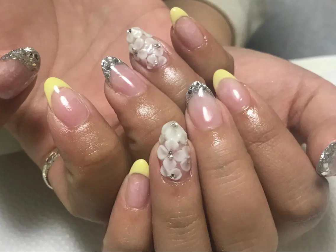 ネイル 佐藤 ゆうのネイルデザイン