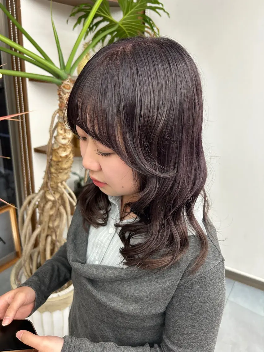 セミロング カラー カット ヘアカラー トリートメント 田村 雪華のヘアスタイル