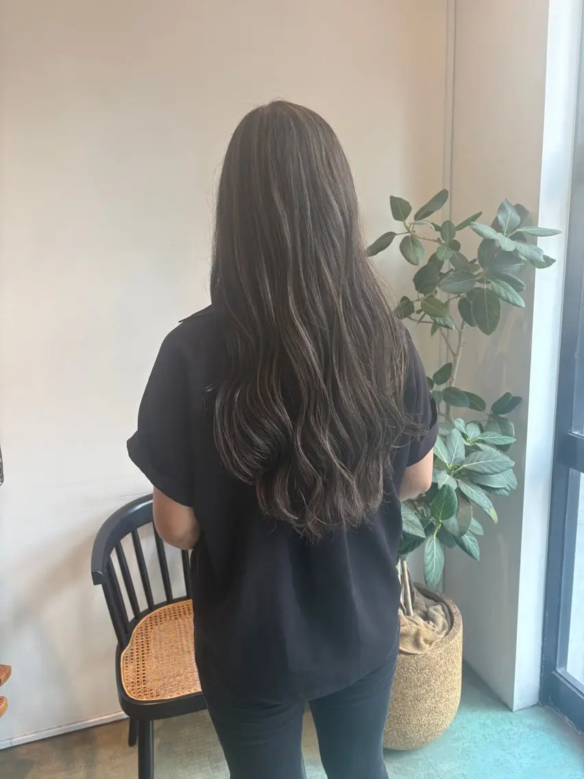 カラー ヘアカラー 小林 広汰のヘアスタイル