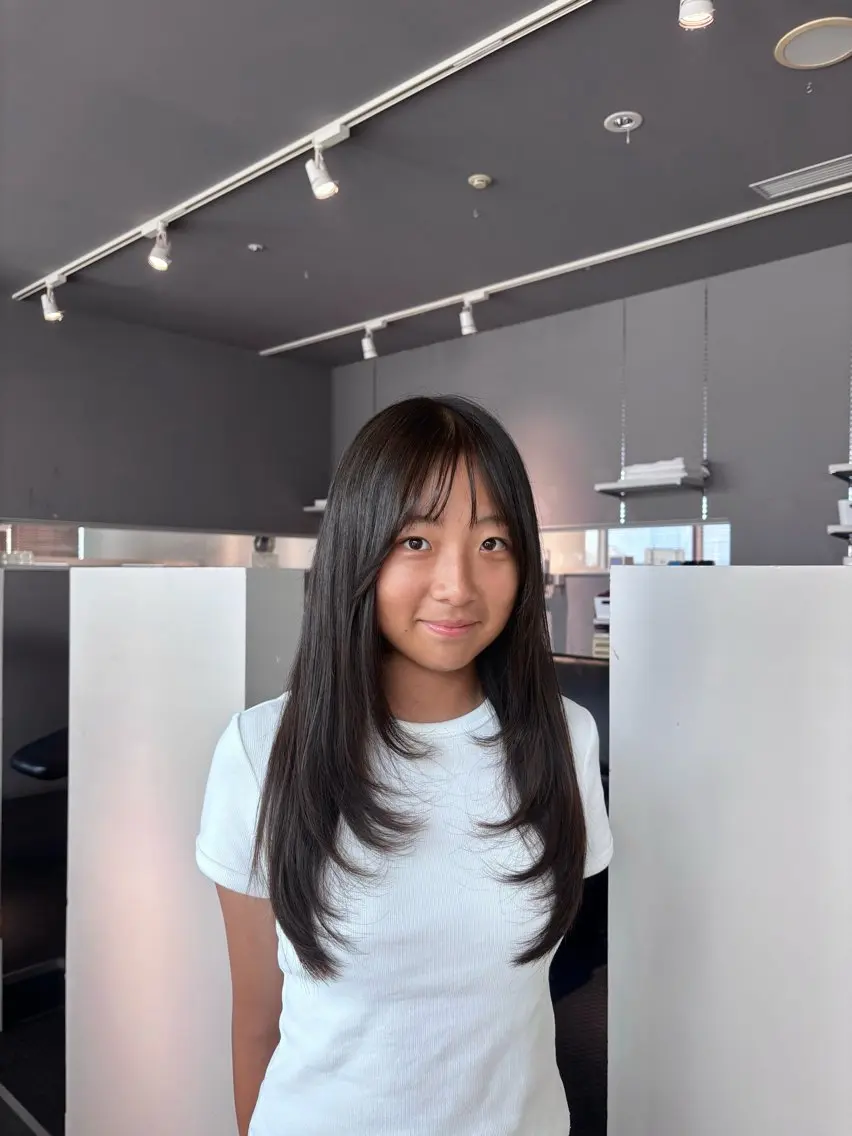 ロング 橋本 璃子のヘアスタイル
