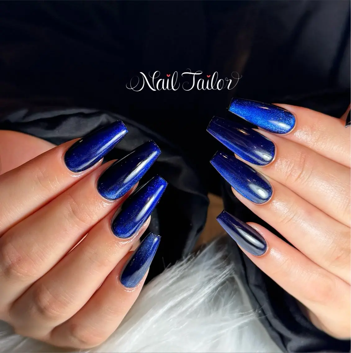 ネイル ブルー 長さ出し キラキラネイル ロングネイル マグネットネイル NailTailor ネイルテイラーのネイルデザイン