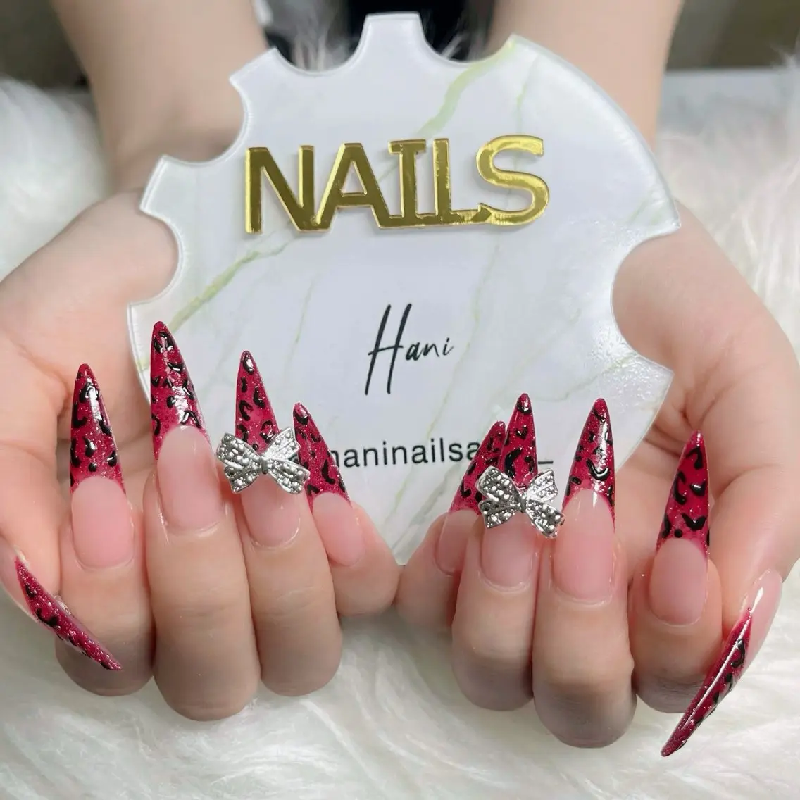 ネイル べっ甲ネイル チークネイル フラッシュネイル フラワーネイル フットネイル ハンドネイル Hani Nail Salonのネイルデザイン