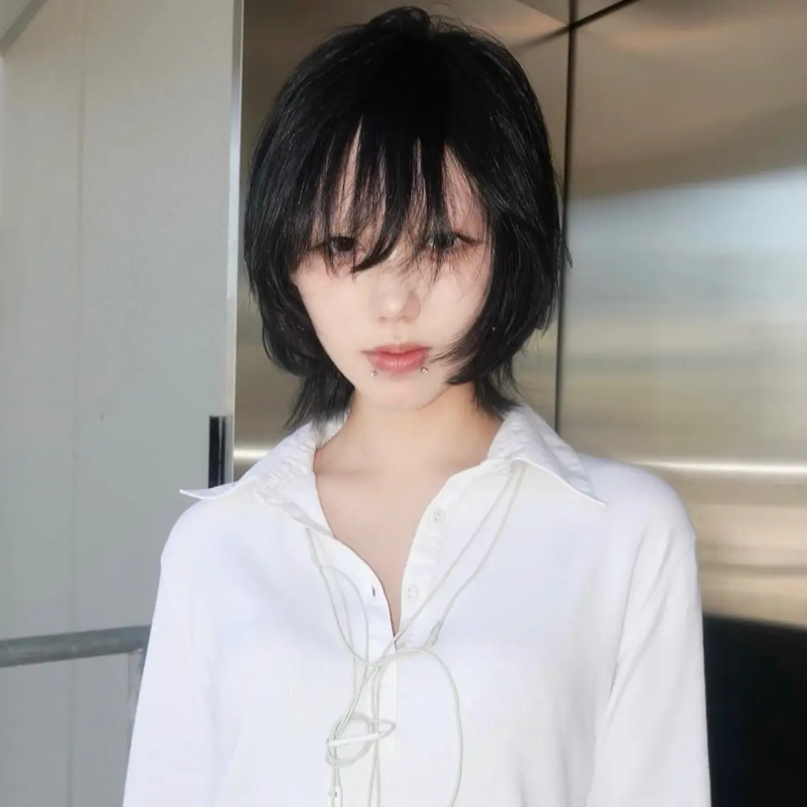 ミディアム 小顔カット ﾌﾞﾚｲｽﾞ˚✧₊⁎ ﾚｲﾔｰToriのヘアスタイル
