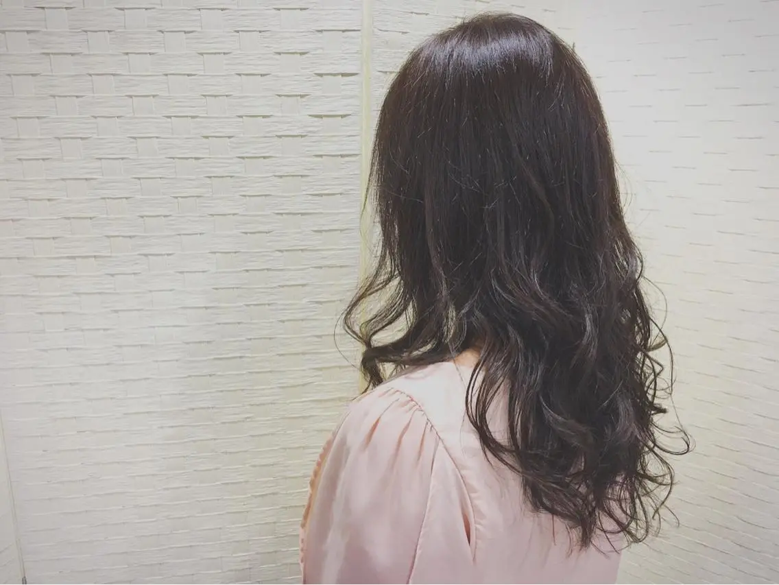 ミディアム セミロング ロング カラー boutique misakiのヘアスタイル