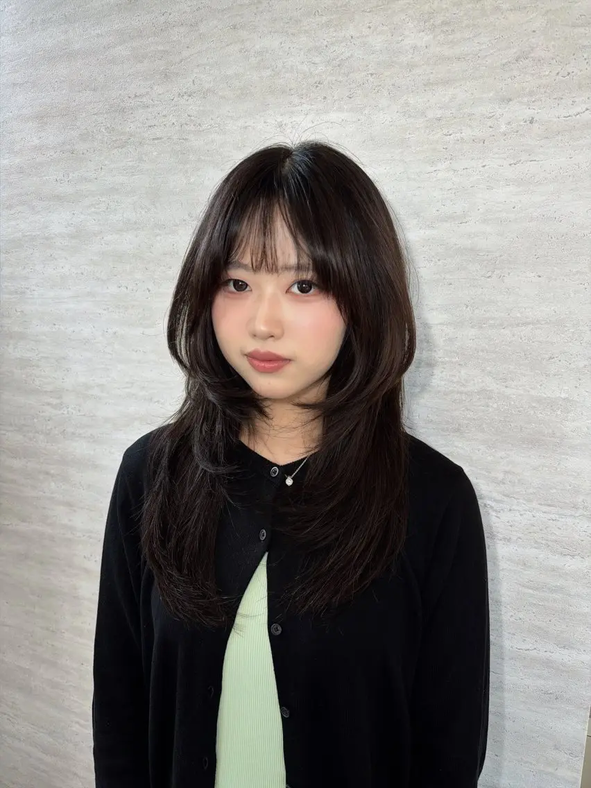 ロング カラー ヘアカラー トリートメント 韓国レイヤーカット/ 儚げカラーチナツのヘアスタイル