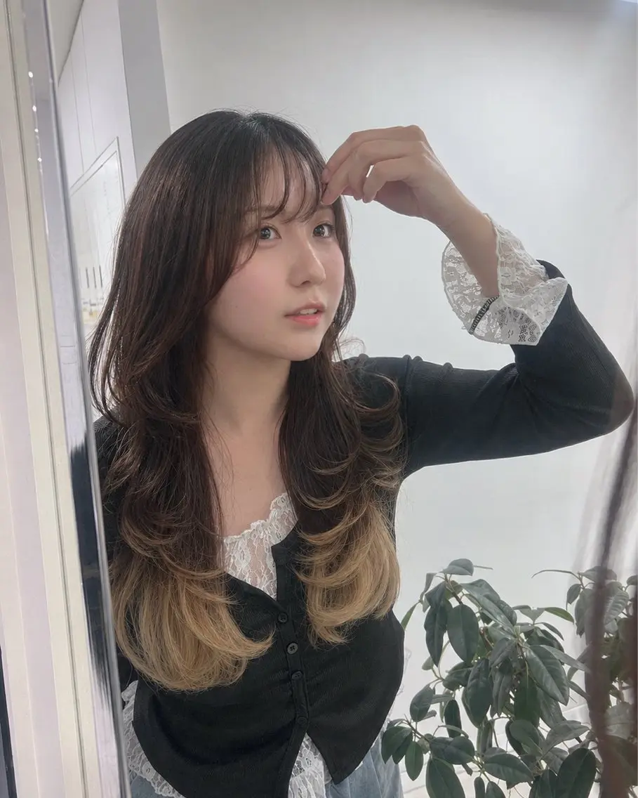 ロング カット トリートメント ヘアセット 似合わせレイヤー/ 髪質改善/Aoiのヘアスタイル