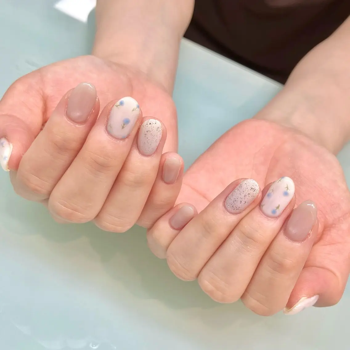 ネイル ハンドネイル Ayaka 🧸☀️ 銀座/韓国ワンホンのネイルデザイン