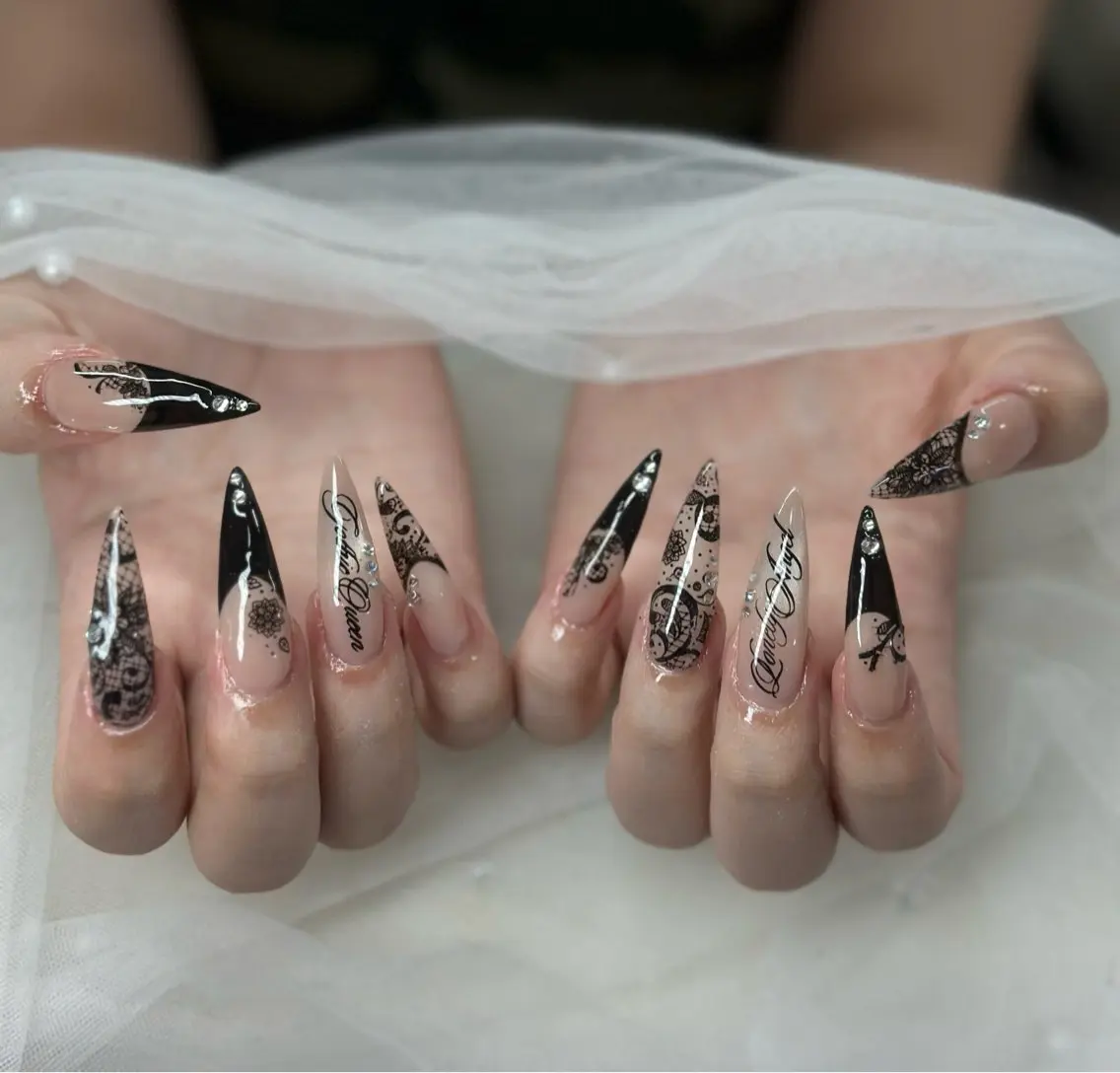 ネイル ハンドネイル R Nailのネイルデザイン