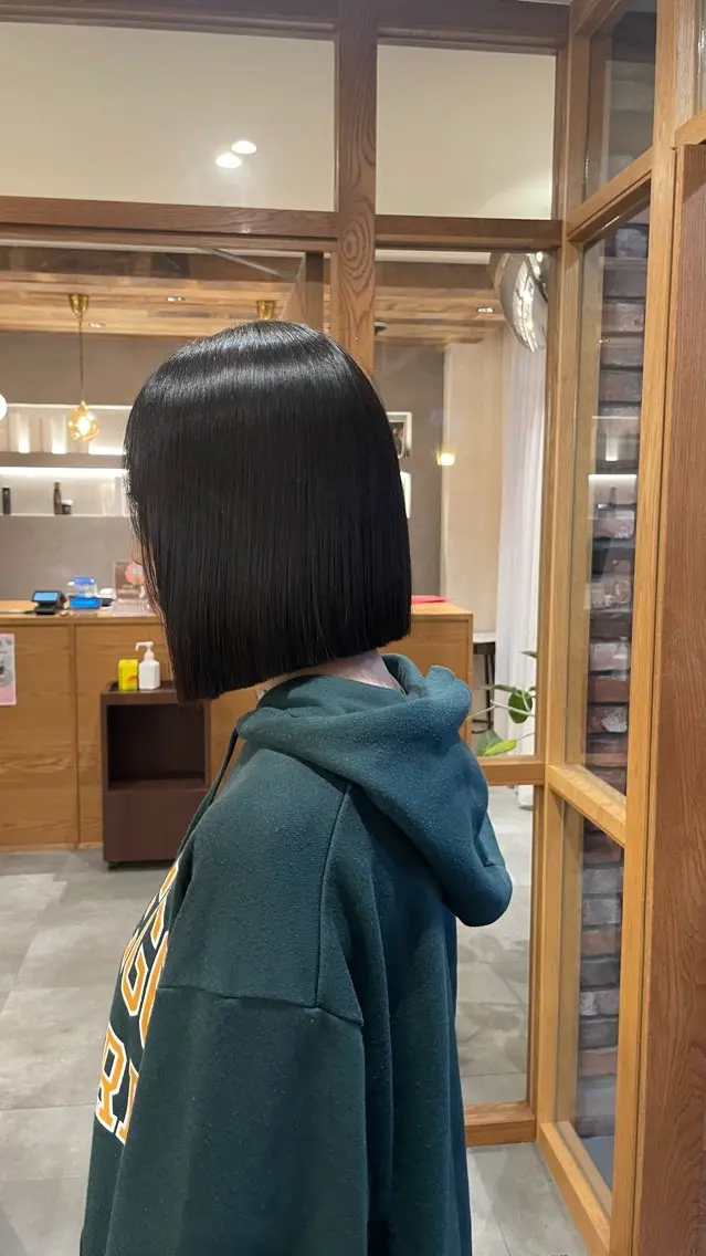 前髪ストレートパーマ（シャンプーカット付き）の写真