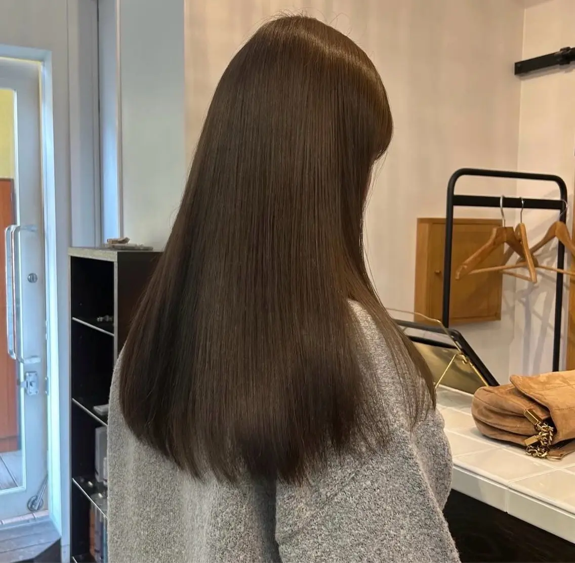 ロング ヘアカラー トリートメント 似合わせカラー ／emiのヘアスタイル