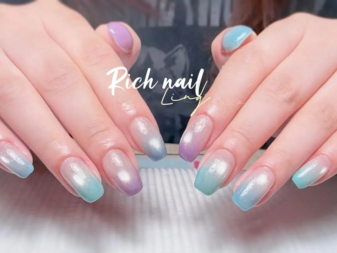 ネイル マグネットネイル ハンドネイル ハンドケア Rich Nail 🤲🏻梨央のネイルデザイン