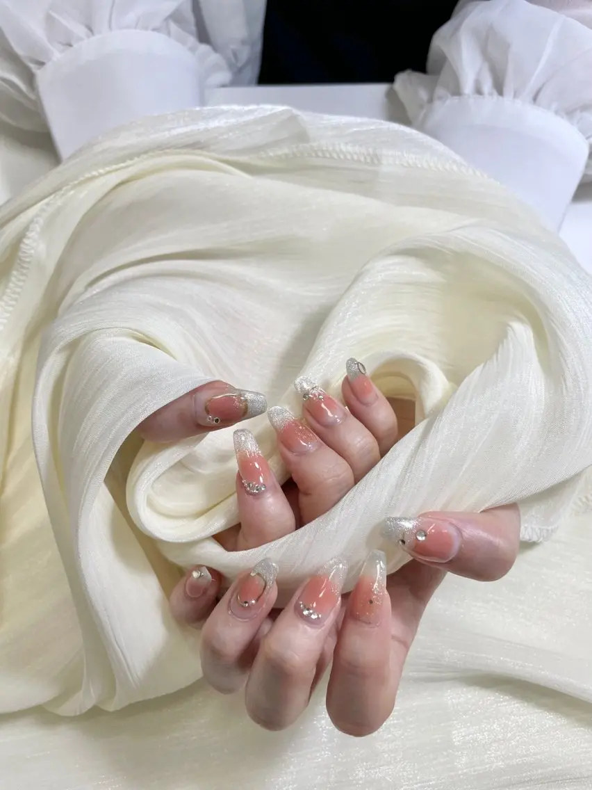 ネイル ハンドネイル ハンドケア 🍑 momo_nailのネイルデザイン