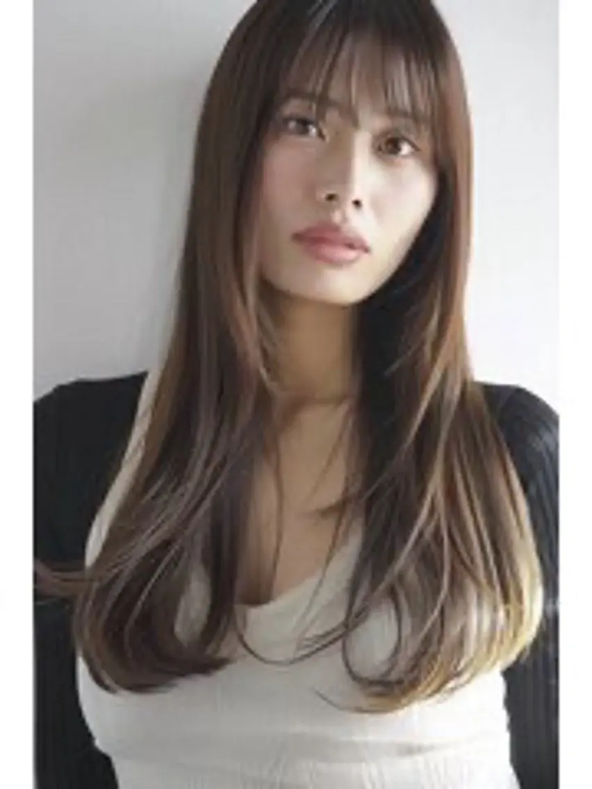 ショート 藤井 菜緒のヘアスタイル