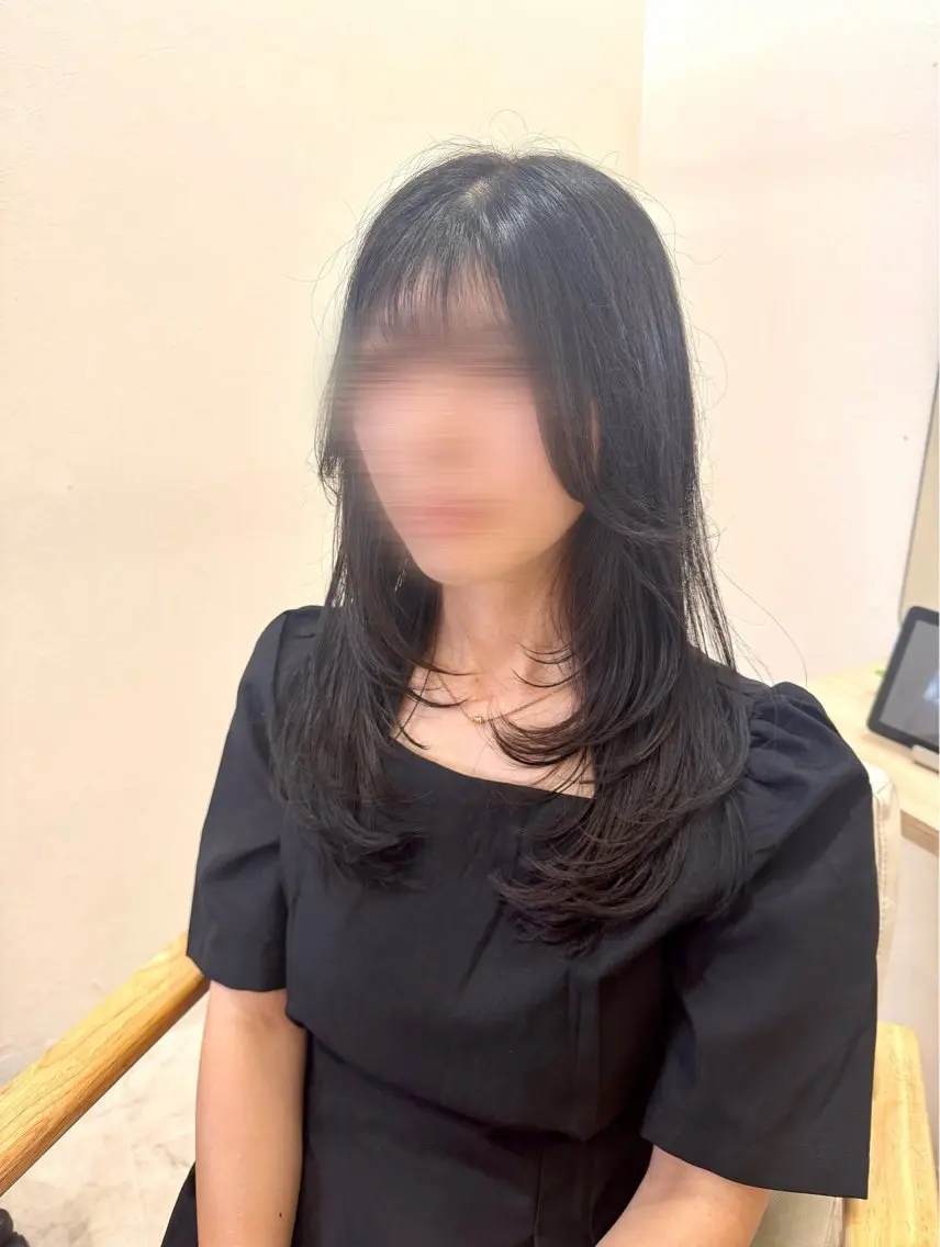 セミロング レイヤーカット 💎縮毛矯正/透明感 カラー💎椎葉みひろのヘアスタイル