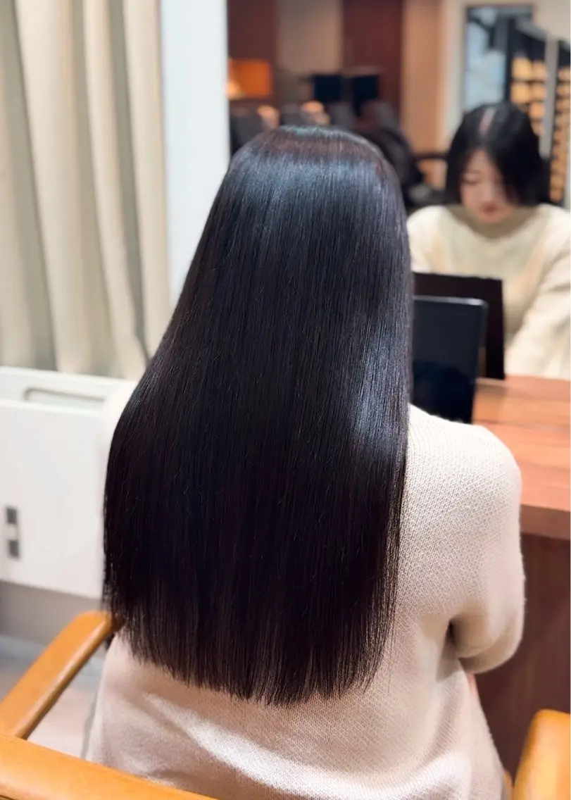 ロング カット トリートメント yuzua/縮毛矯正 /レイヤー/艶カラーのヘアスタイル