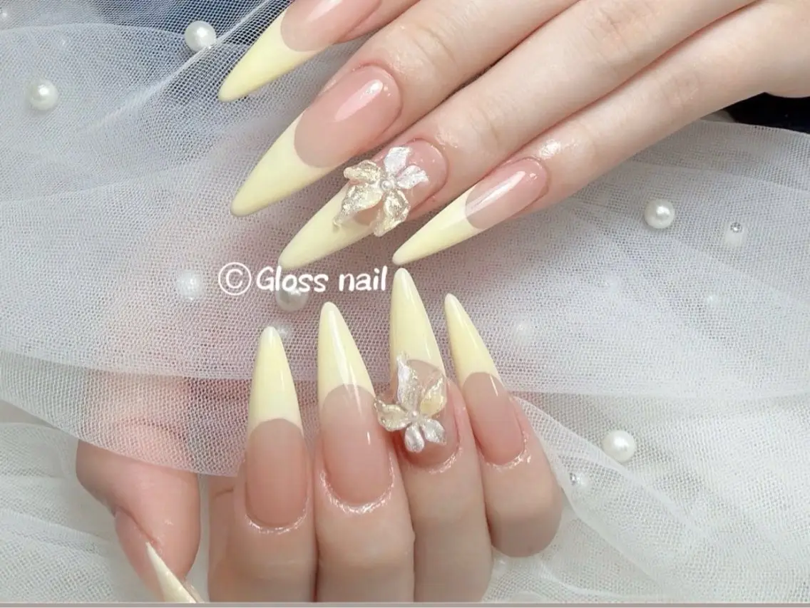 ネイル miho🍎 Gloss nailのネイルデザイン