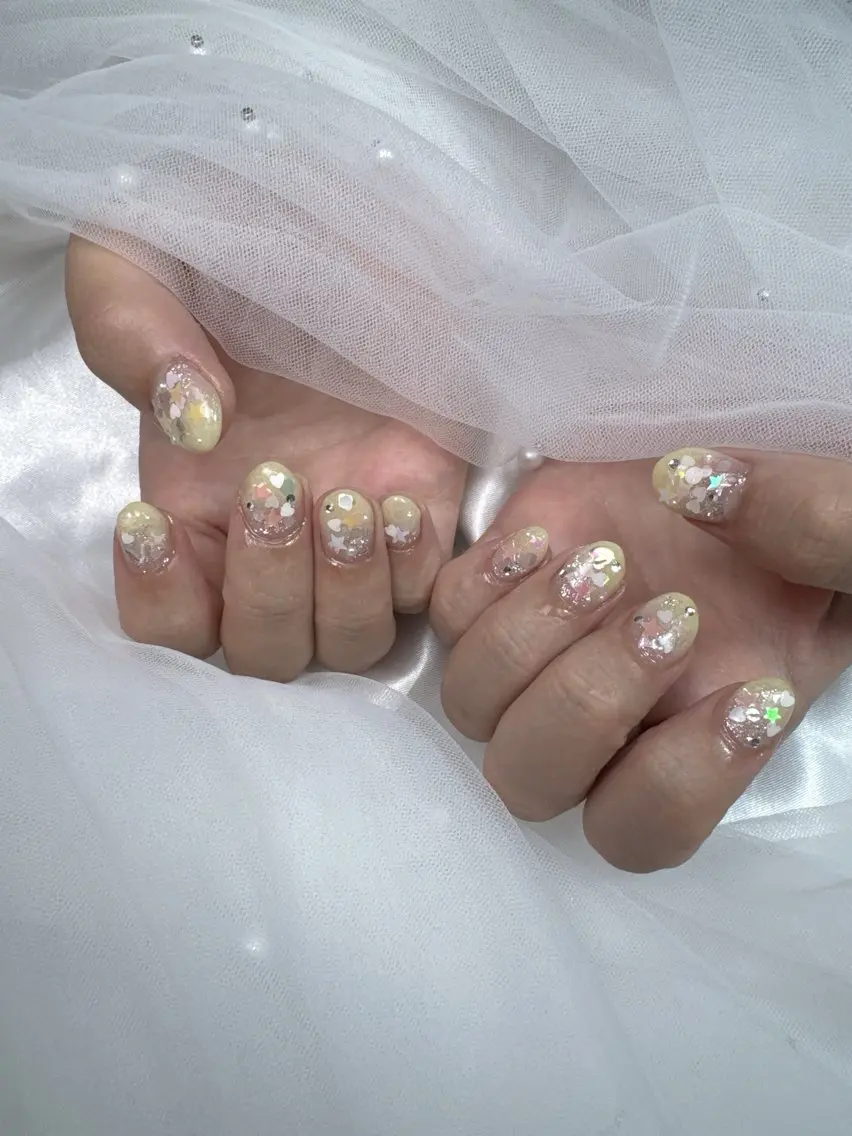 ネイル アートネイル チークネイル ドット フットネイル フレンチネイル ハンドネイル Queeens nailのネイルデザイン