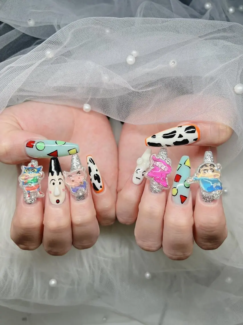ネイル ハンドネイル Lee Nailsのネイルデザイン