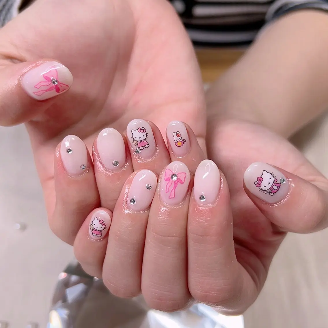 ネイル フラッシュネイル ニュアンスネイル オフィスネイル ワンカラーネイル シンプルネイル Cute Tips nailのネイルデザイン
