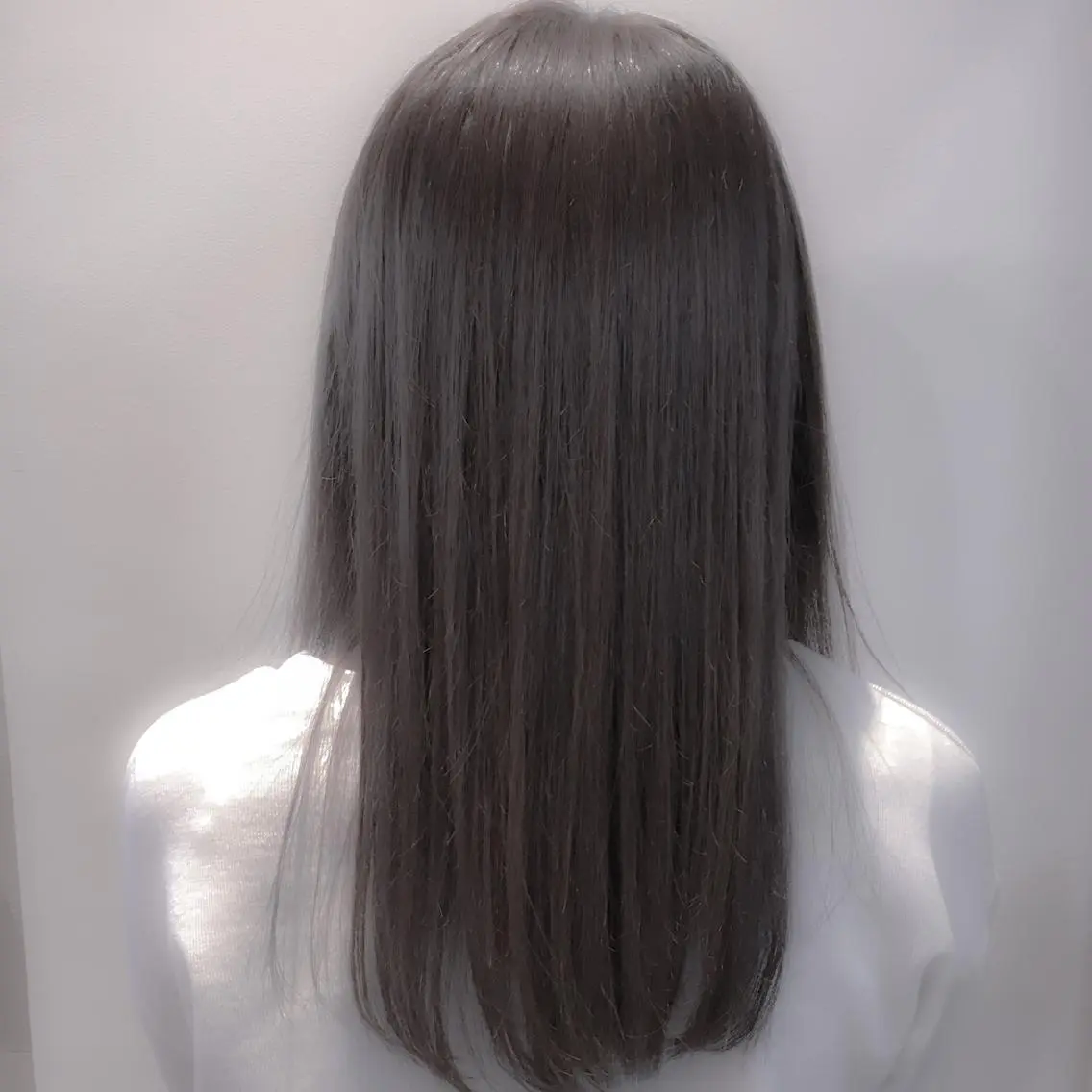 ロング カラー ブルーカラー ブルージュ トミタ アツシのヘアスタイル