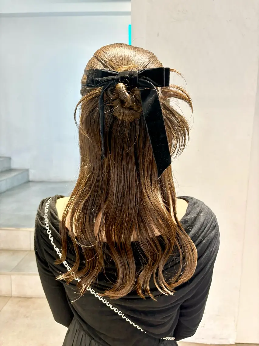 ヘアアレンジ 成人式 卒業式のヘアスタイル ヘアセット Kureha/ネイル トレンドヘアのマツエク・マツパデザイン