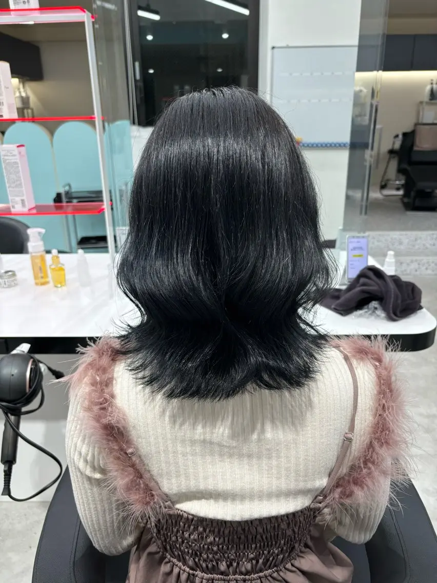 セミロング Wカラー/暖色/べ ージュりく©︎🐝のヘアスタイル