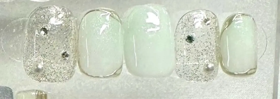 【ハンド】オフあり/なし限定デザイン💅の写真