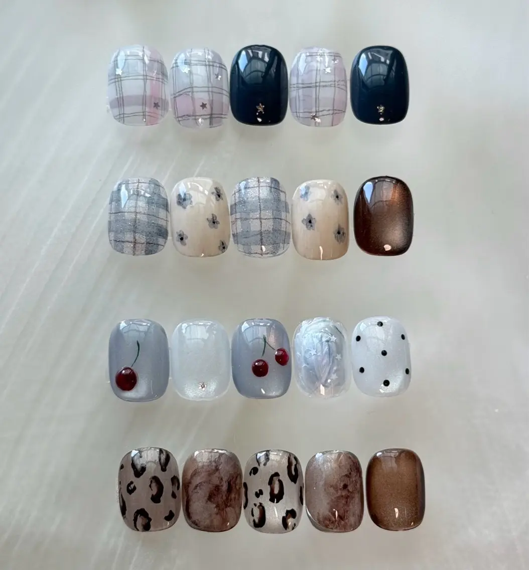 ネイル ハンドネイル Pure&Rich Nailのネイルデザイン