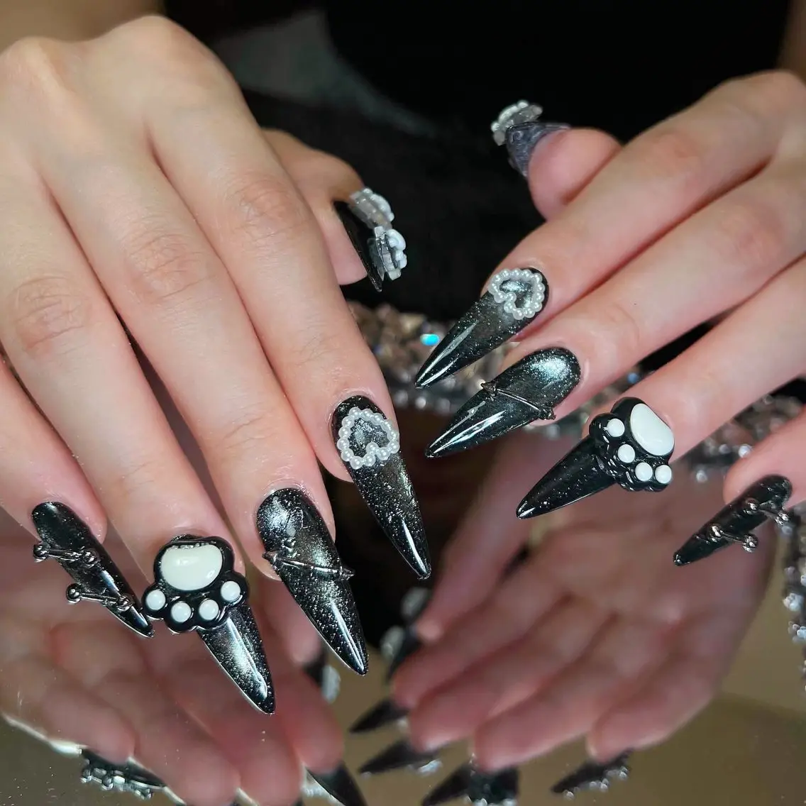 ネイル オーロラネイル 長さ出し フラッシュネイル フレンチネイル ジェルネイル ハンドネイル Amee Nail Salonのネイルデザイン