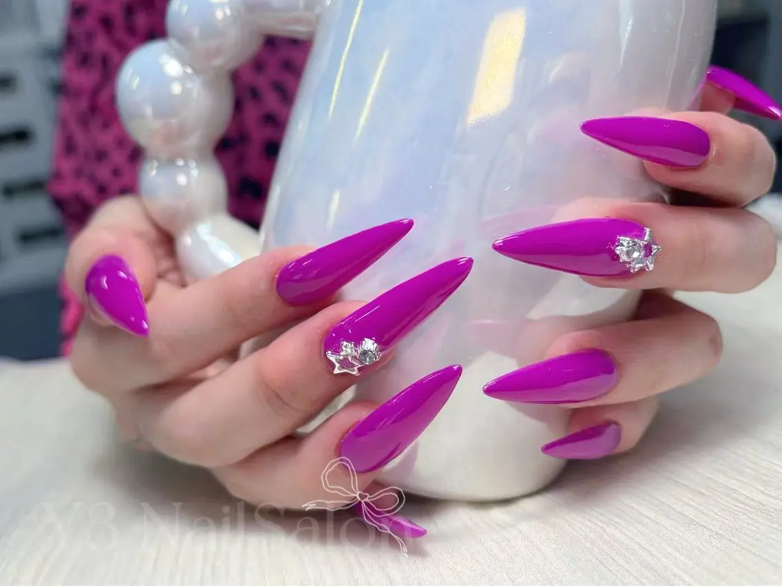 ネイル 長さ出し オフィスネイル ワンカラーネイル シンプルネイル ネイルチップ ハンドネイル Y3 NailSalonのネイルデザイン