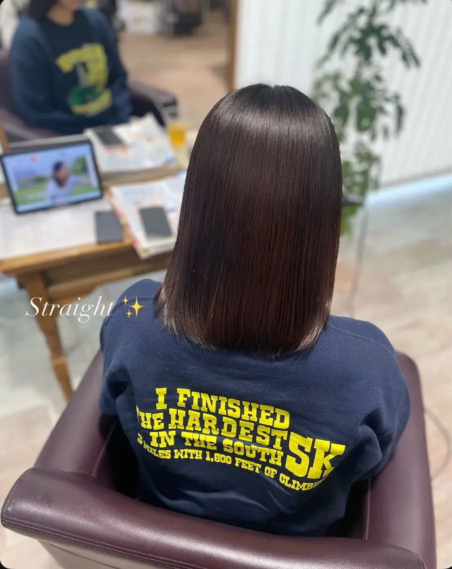ミディアム パーマ ストレートパーマ シミズ カエデ🍁のヘアスタイル
