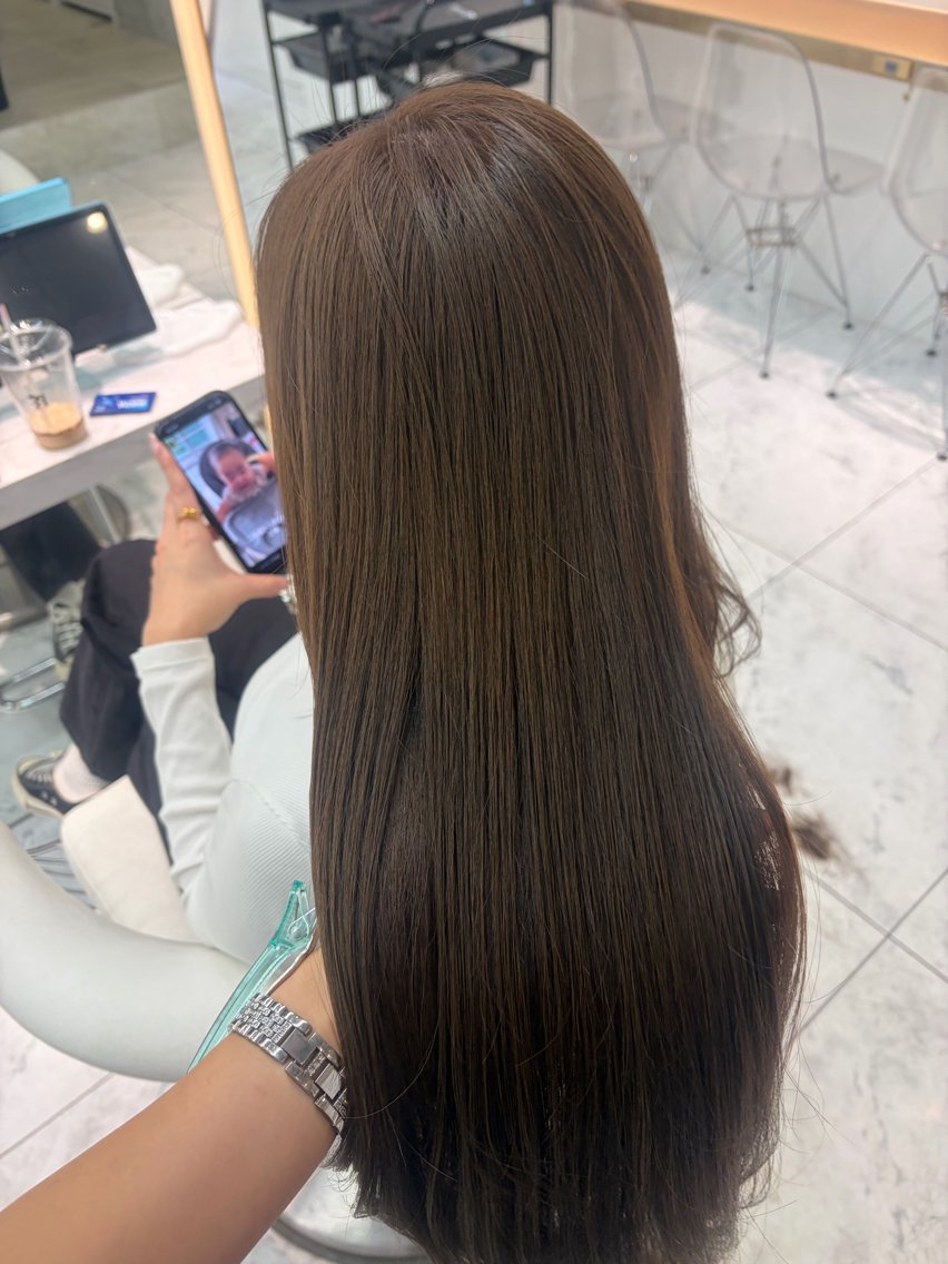 ロング カラー カット ヘアカラー りおん レイヤー/ベージュのヘアスタイル