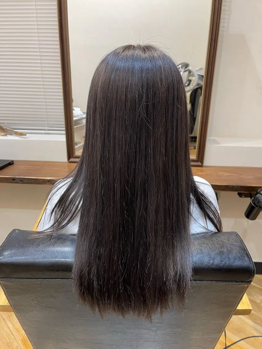 ロング カラー 佐藤 海璃のヘアスタイル