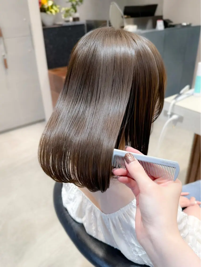 ミディアム カット ヘアカラー トリートメント 🍟ミニモ限定🍟 ai.stylistのヘアスタイル
