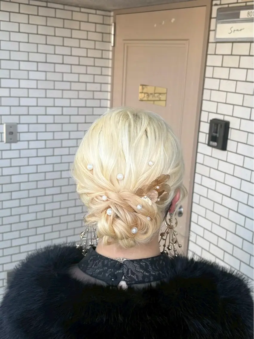 セミロング ヘアアレンジ 成人式 ハーフアップ 結婚式・ブライダル デート 卒業式のヘアスタイル 褒められヘアメイク /ボブ女子🐶みおのヘアスタイル